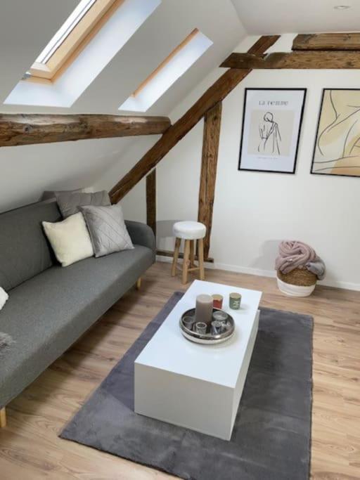 *neu* Extravagantes Eifelhaus Am Nuerburgring Holiday home Mannebach (Vulkaneifel)