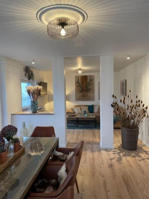 *neu* Extravagantes Eifelhaus Am Nuerburgring Mannebach (Vulkaneifel)